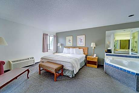 King Bed Non-Smoking with Jetted Tub