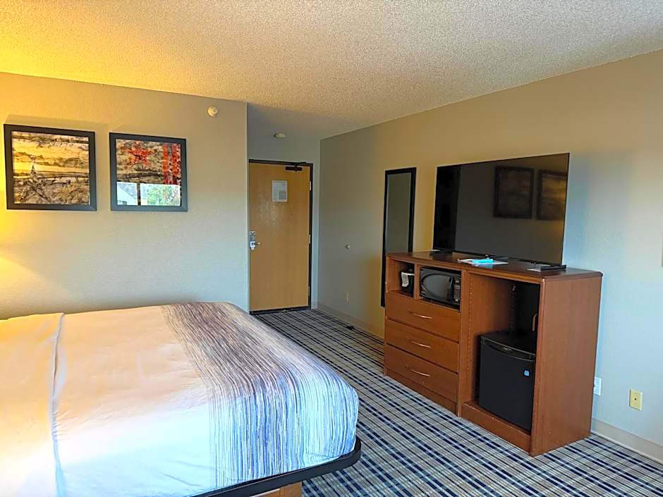 AmericInn by Wyndham Kearney