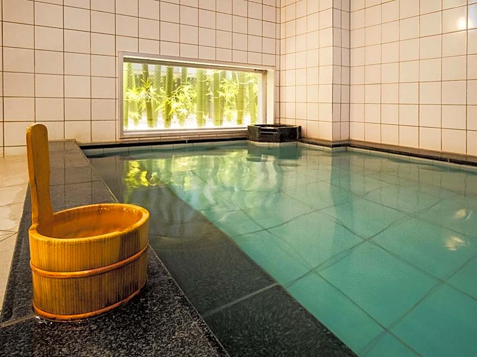 Super Hotel Yokkaichi Route 1