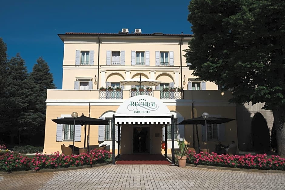 Rechigi Park Hotel