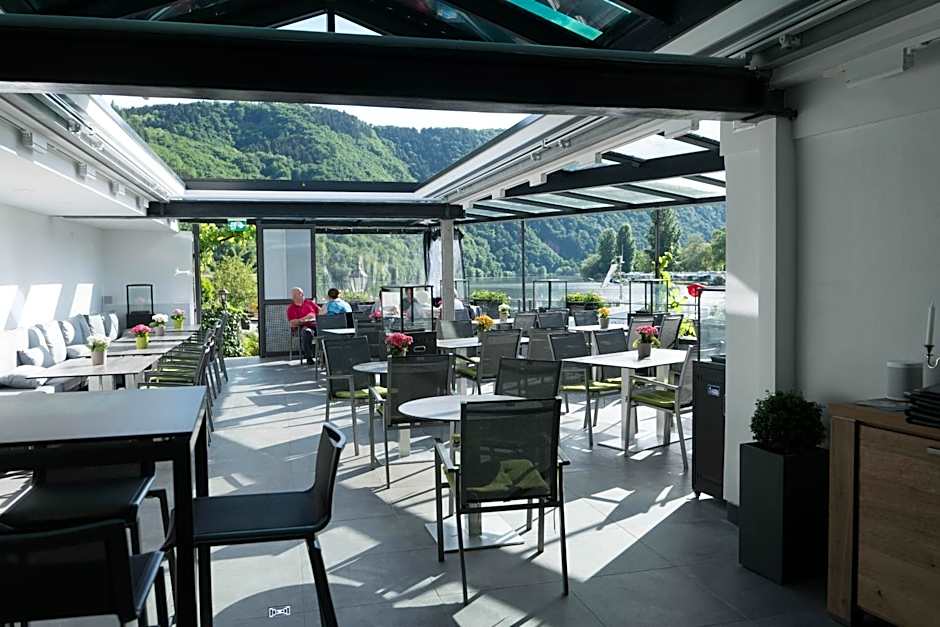 Hotel Haus Burg Metternich