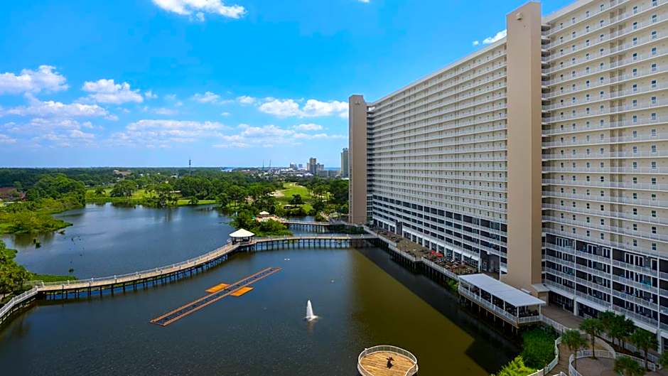 Laketown Wharf 1037
