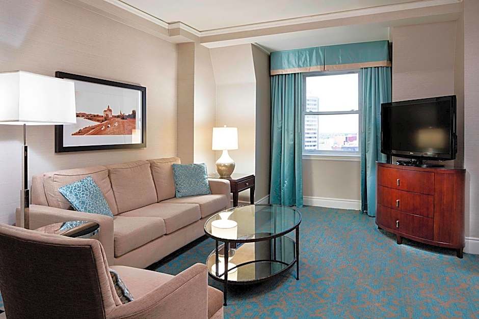 Delta Hotels Bessborough