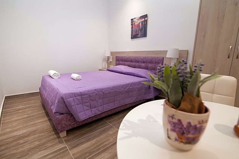 Del Mar 'Adults Only'