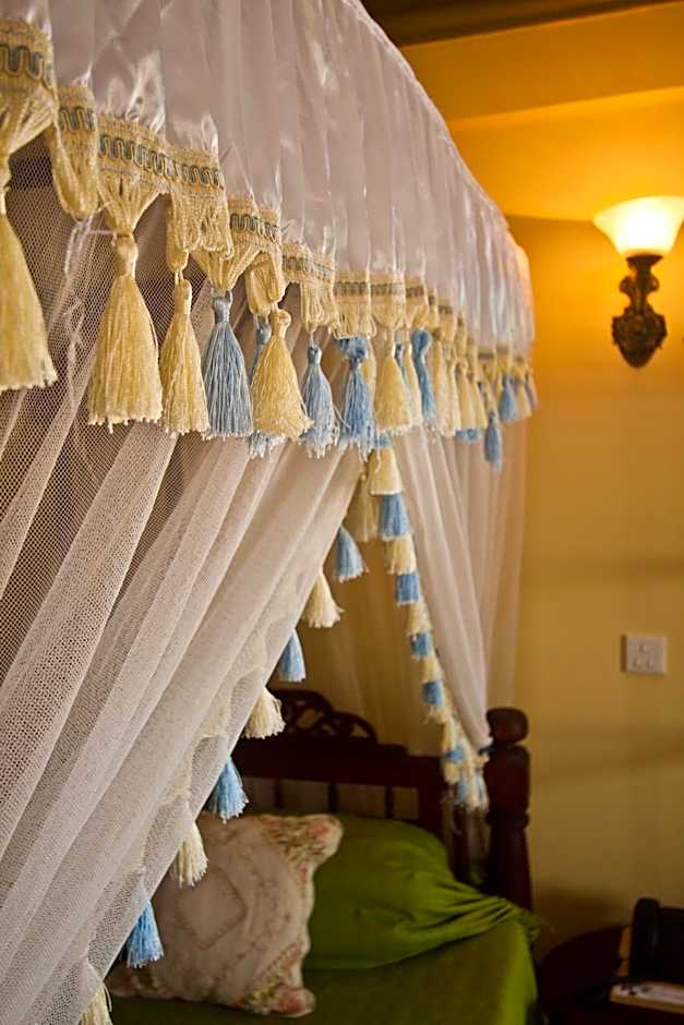 Asmini Palace Hotel