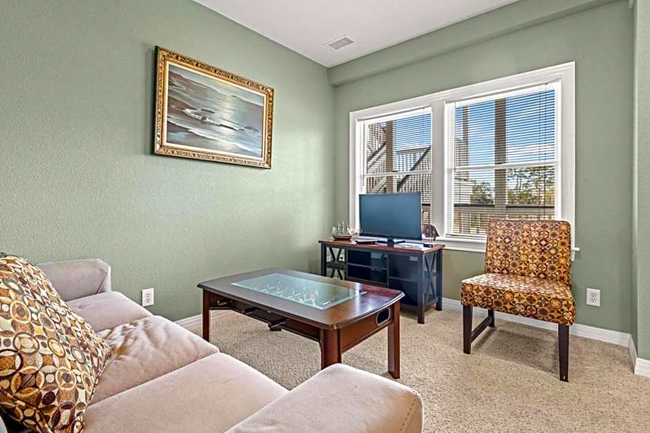 Hamilton Cay at Bermuda Bay by Kees Vacations