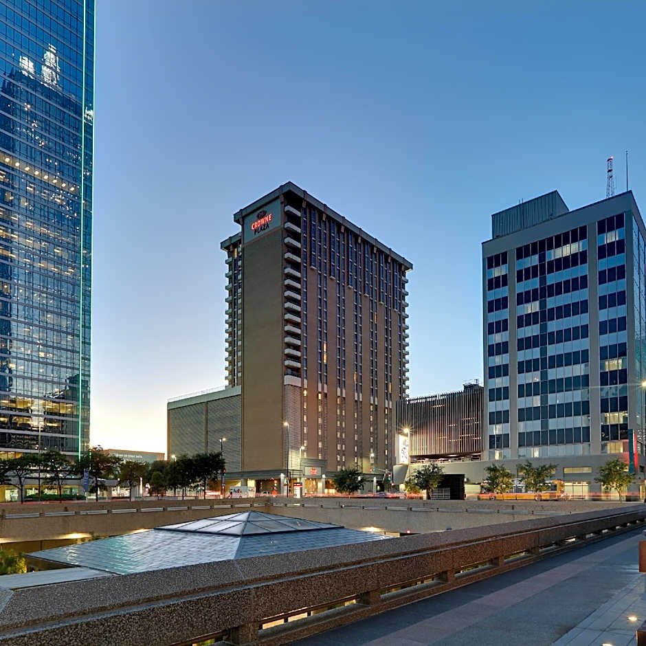 Crowne Plaza Dallas Downtown by IHG