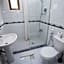 Nomads Hotel