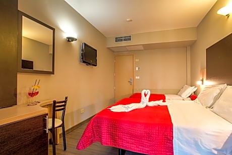 Family Room with Sea View