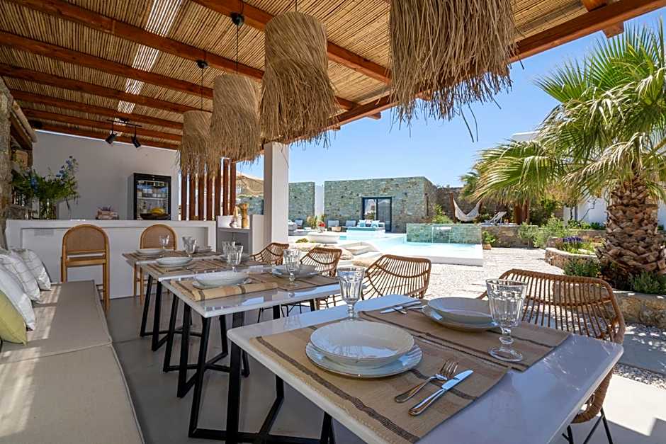 Myconian Theros Luxury Suites