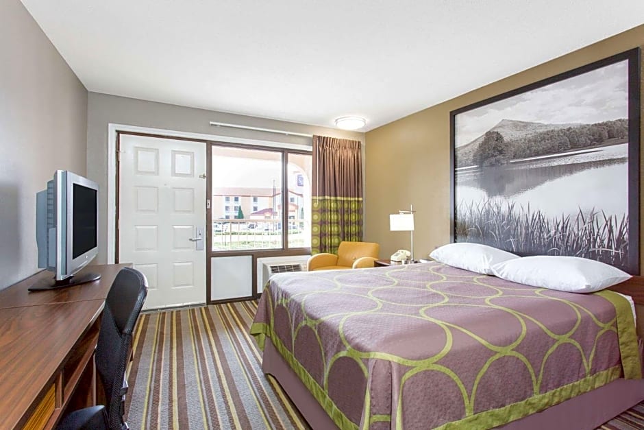 Super 8 by Wyndham Wytheville