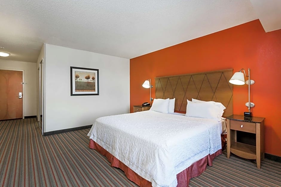 Hampton Inn By Hilton Richmond-Colonial Heights