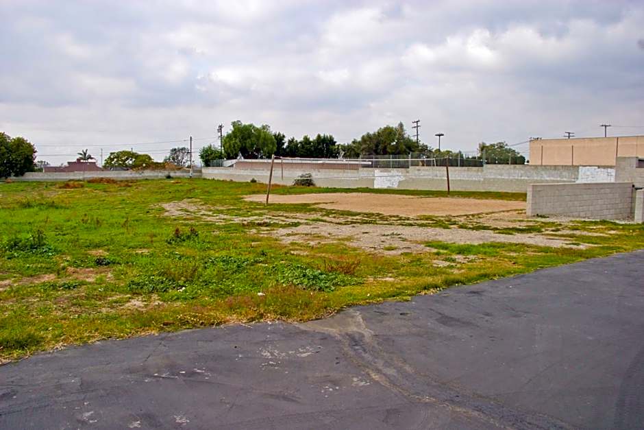 La Mirage Inn LAX Airport