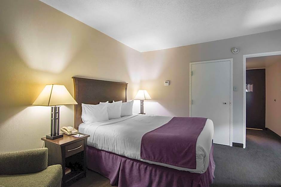 Quality Inn & Suites Yellowknife