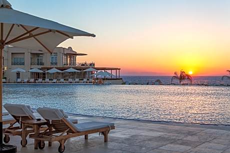 The Cleopatra Luxury Resort