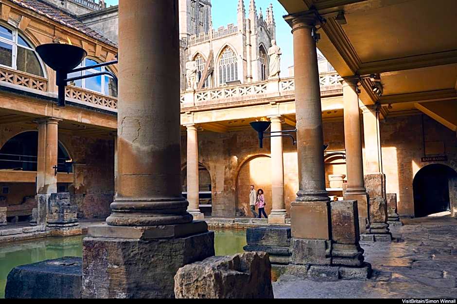 Holiday Inn Express Bath By IHG