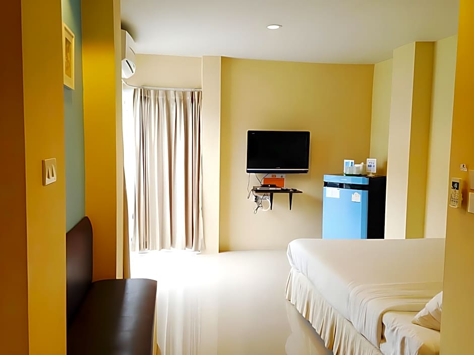 C2 Residence Hotel