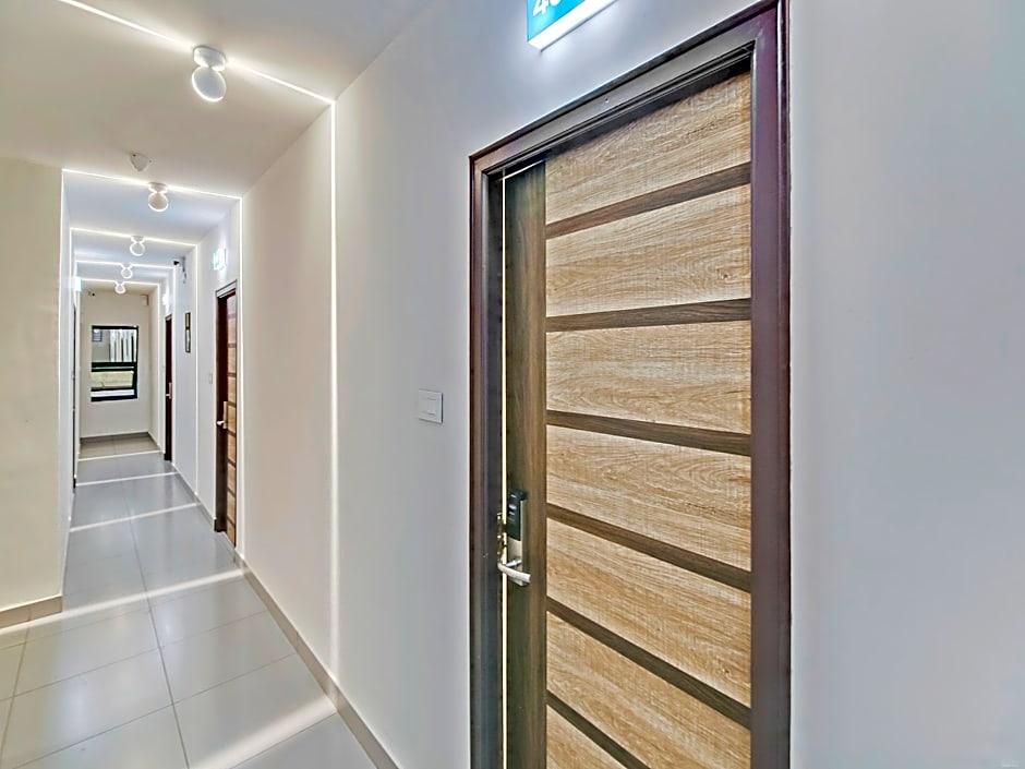 Vihaari 24 Business Hotel