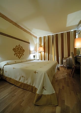 Double or twin with balcony