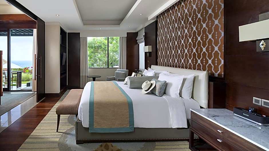Samabe Bali Suites & Villas