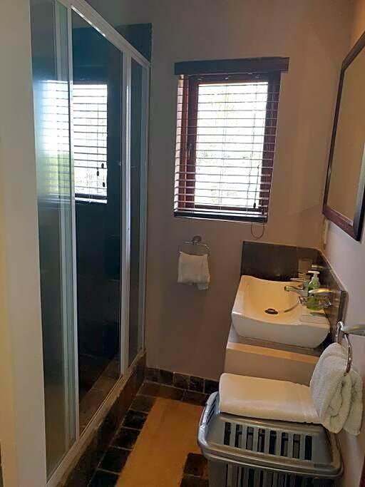 Zebula Golf and Wildlife Estate - Great Heights Pax 16 - Moi Signature Luxury villa