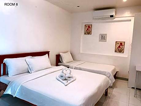 Triple Room with Private Bathroom