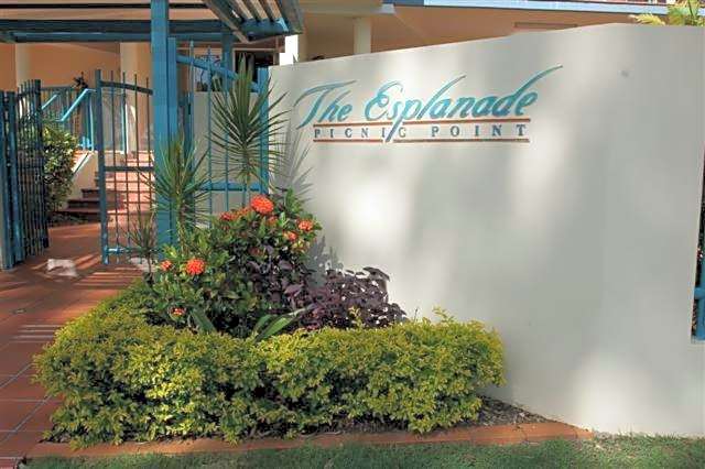 The Esplanade Riverview Holiday Apartments