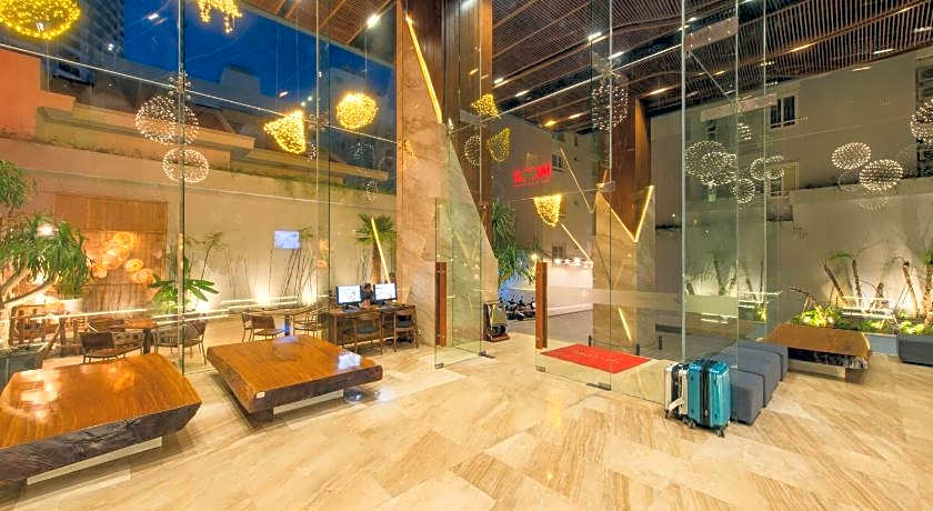 Maple Hotel & Apartment