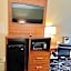 Quality Inn & Suites Hendersonville - Flat Rock