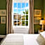 The Royal Harbour Hotel