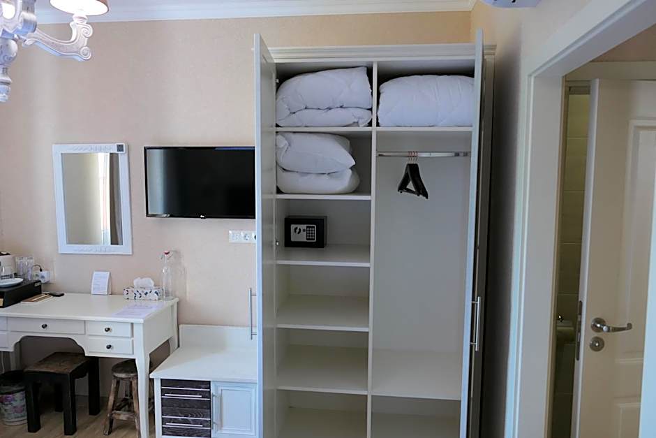 Hotel MEDITERRANEO