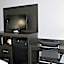Quality Inn & Suites Bedford West