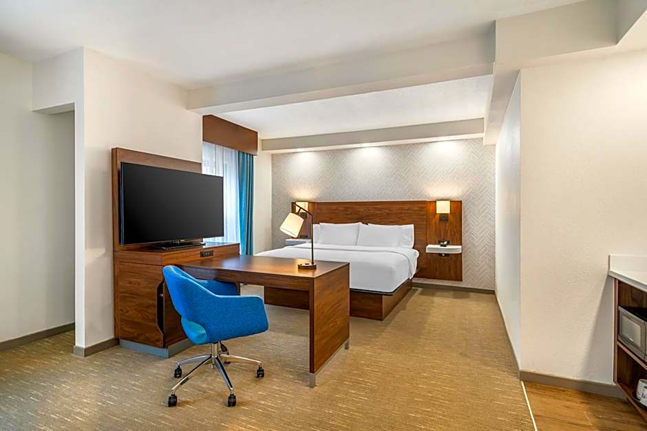 Hampton Inn By Hilton Petersburg-Ft. Lee