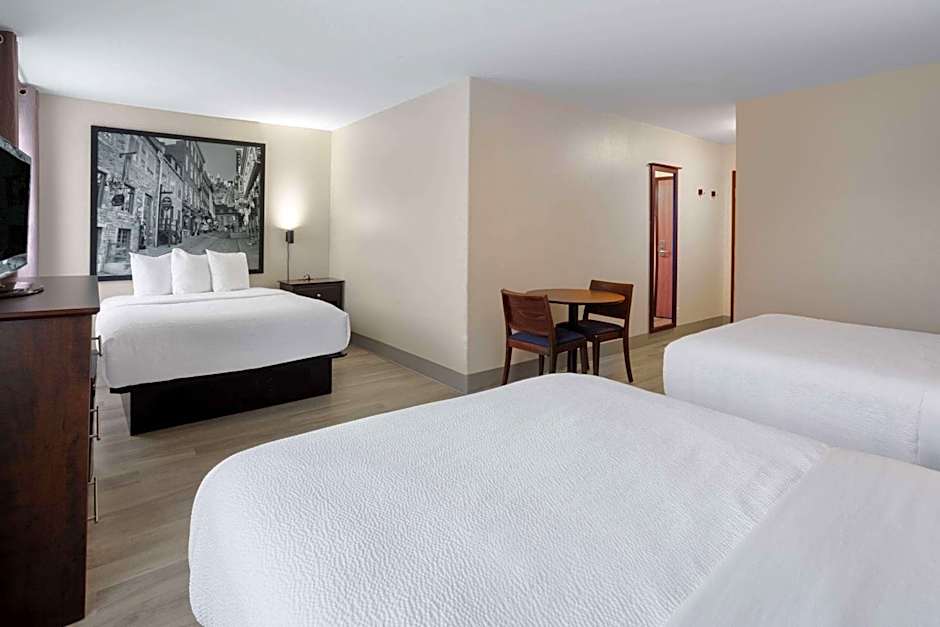 Super 8 by Wyndham Quebec City