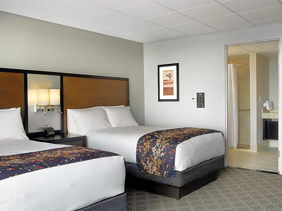 DoubleTree by Hilton Hotel Cedar Rapids Convention Complex