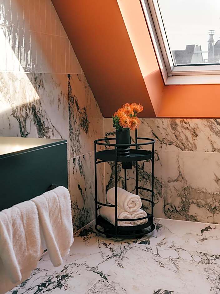 WELTWIEN Luxury Art Apartments & Free Parking