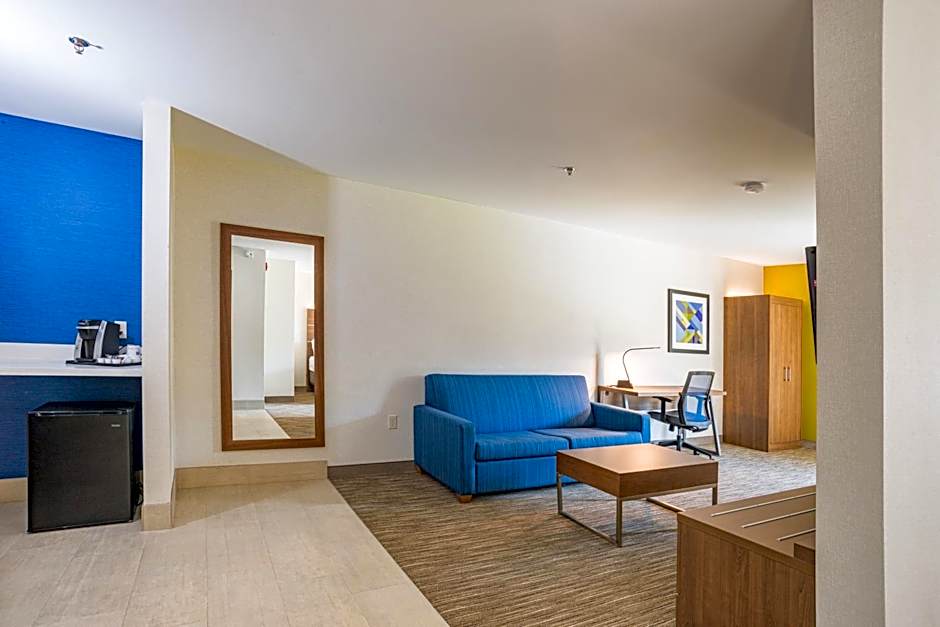 Holiday Inn Express Hotel & Suites Swansea By IHG