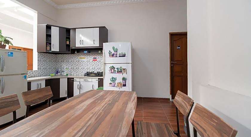 KoolKost Syariah @ Cempaka Putih