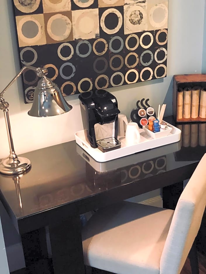 Suites at 249