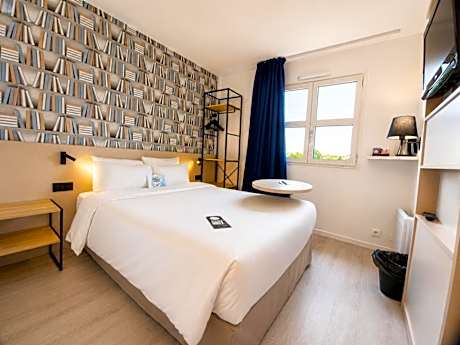 Kyriad Hotel La Fleche