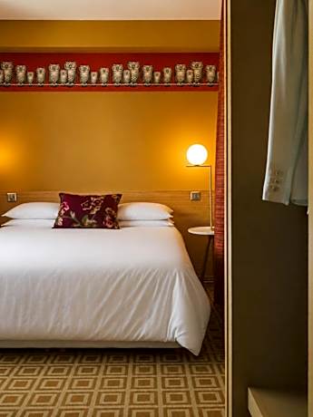 Triple Room with Castle View