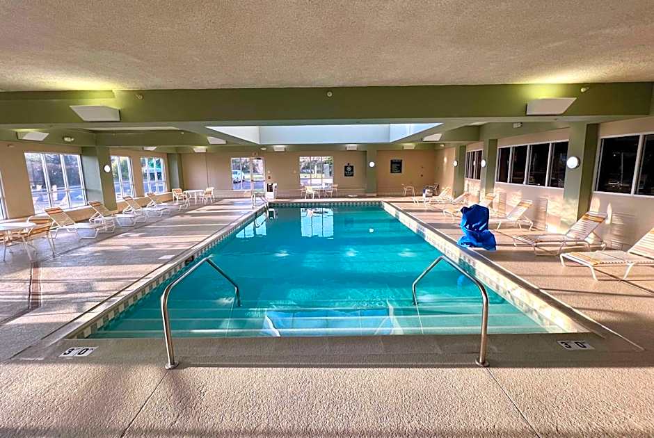 La Quinta Inn & Suites by Wyndham Bannockburn-Deerfield