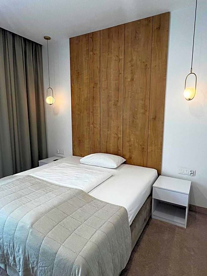 Hotel & Restauracja Nad Sandelą