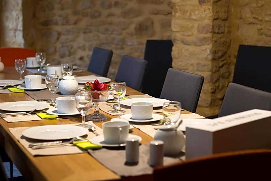 Aux Bories de Marquay, chambres d'hôtes B&B avec piscine et SPA près de Sarlat