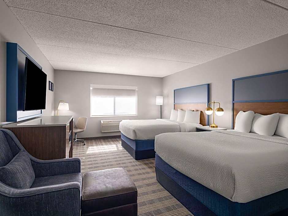 AmericInn by Wyndham Shakopee Near Canterbury Park