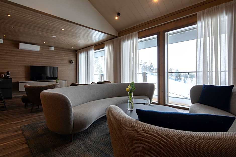 Kultakero Northern Sky, 3BR Penthouse with Jacuzzi 128m2