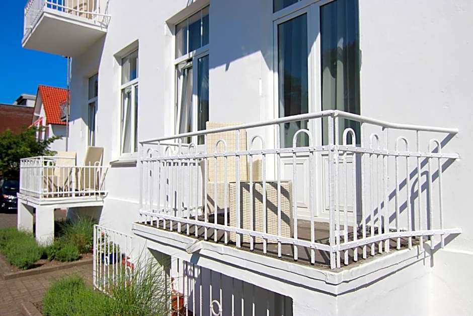 Hotel Villa WellenRausch by UniqStay