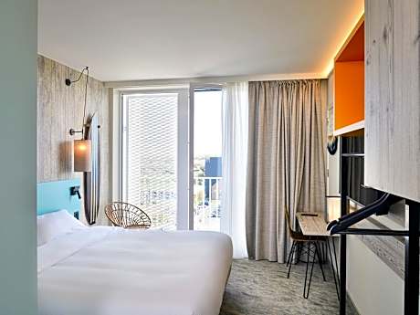 Superior Double Room with Small Balcony