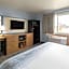 AmericInn by Wyndham Oscoda Near AuSable River