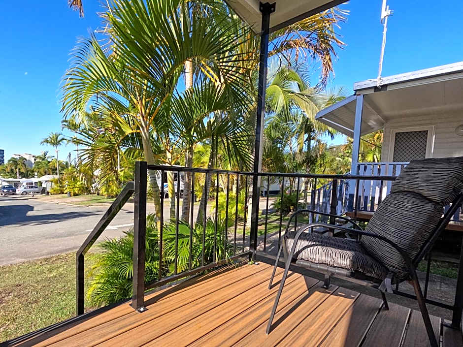 Alex Beach Cabins and Tourist Park